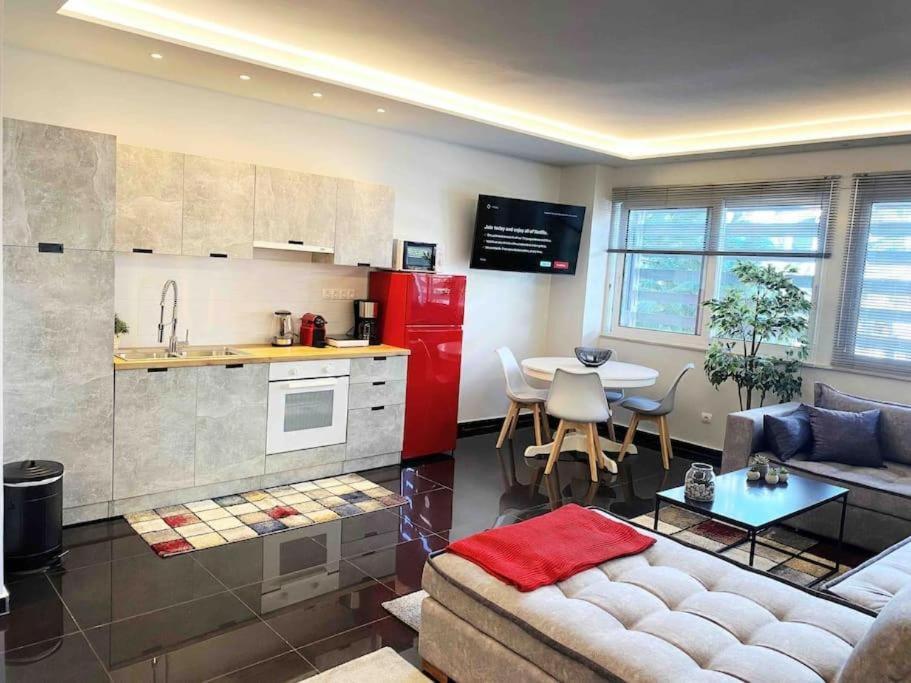 New Amazinglarge Luxury 4Br Suite/1Min Toacropolis Athen Exterior foto
