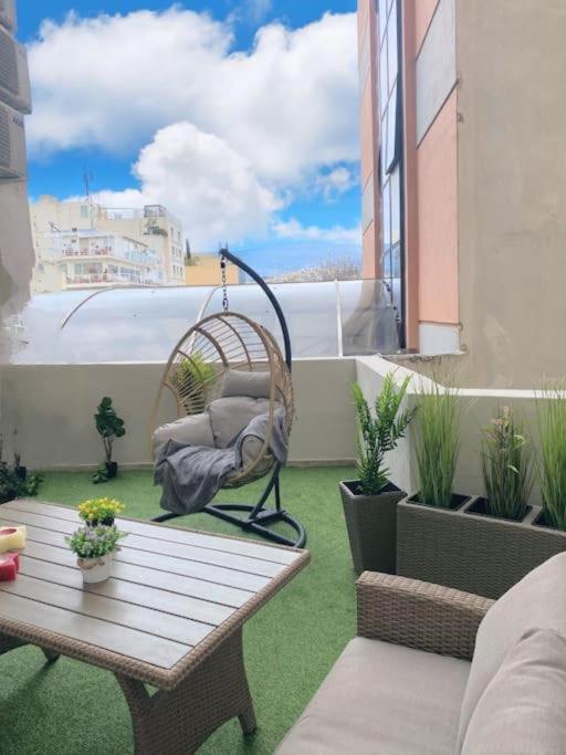 New Amazinglarge Luxury 4Br Suite/1Min Toacropolis Athen Exterior foto